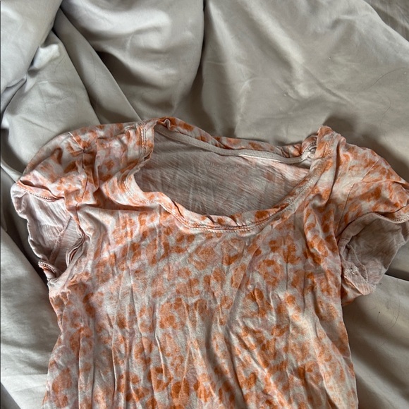 Pilcrc Anthropologie Orange Patterned Short Sleeve Top blouse size medium. - Picture 4 of 8